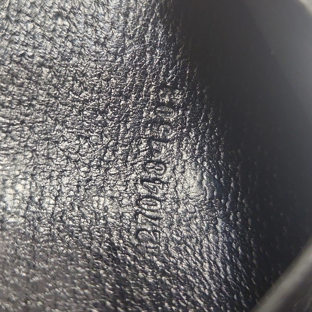Gucci Key Case EUC - Picture 6 of 11